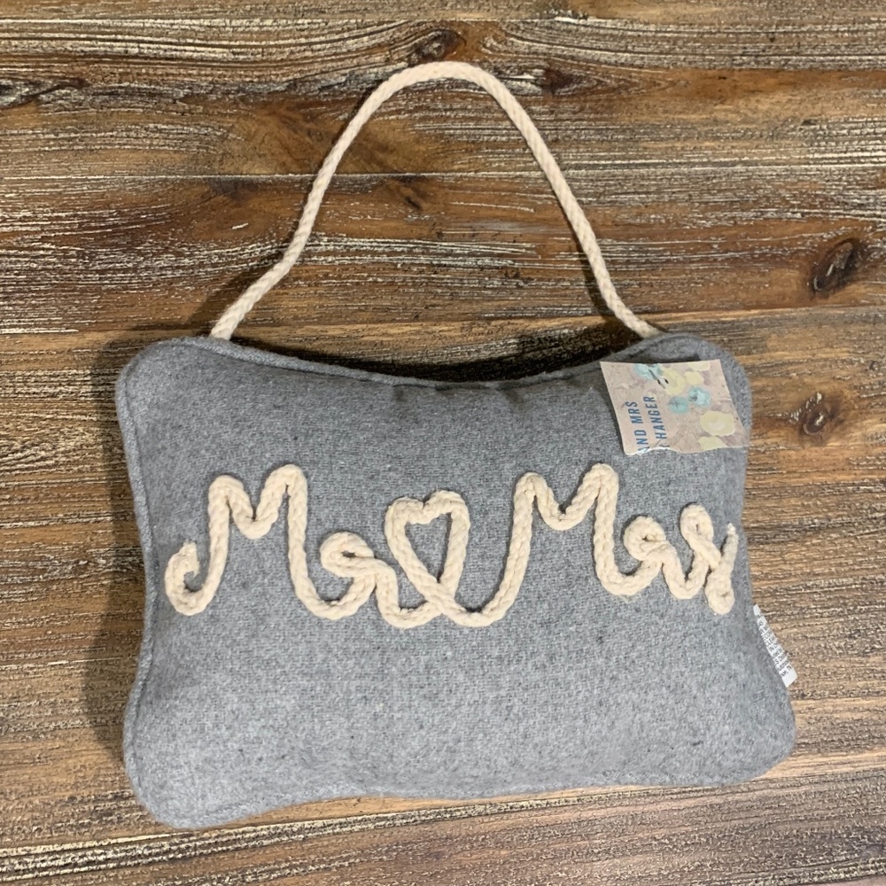 Mr & Mrs Door Hanging Pillow NWT